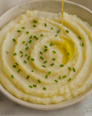 Creamy Cauliflower Mash w Macadamia Oil ( Keto, Paleo, Vegetarian, Gluten-free)